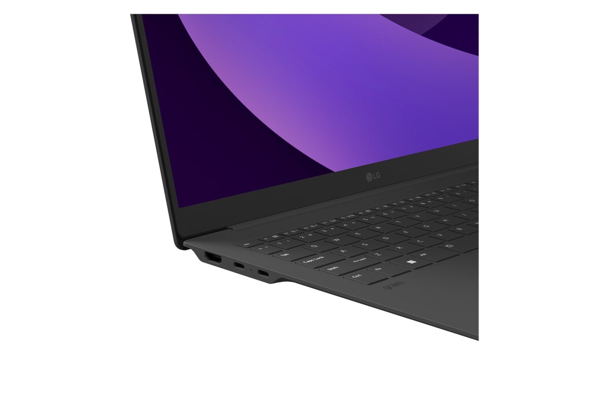 LG Gram Pro LG gram Pro 16Z90TS-G 16 Hybrid AI Copilot Laptop - Intel® Core™  16Z90TS-G.AU79A1 image gallery 5